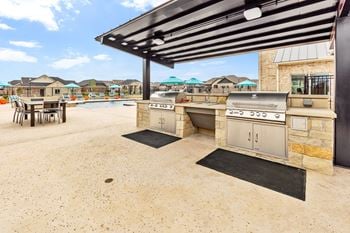Outdoor kitchen & bbq